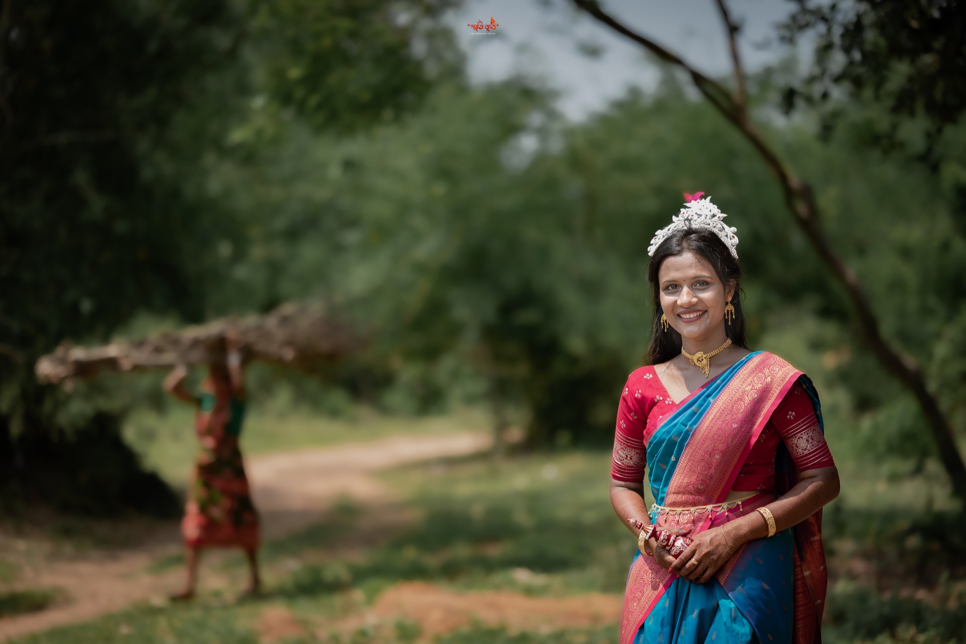 Dhritidipa serene bridal portrait in Bengali Mukut