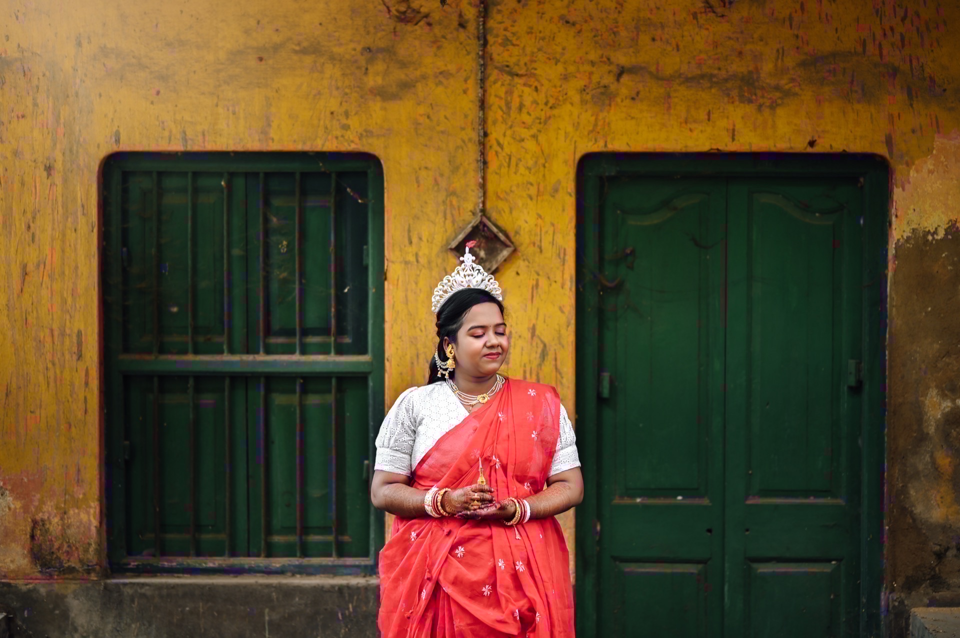Wedding day moments by Sritikuthi