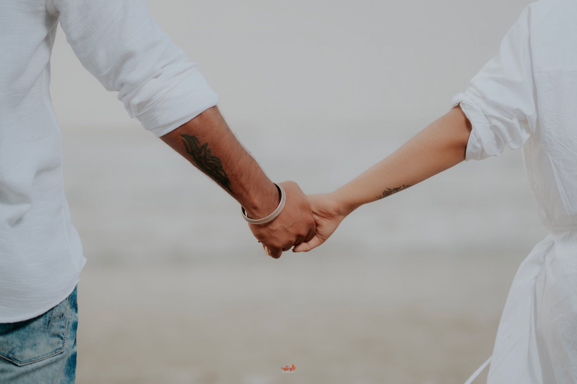 Indrajit & Susmita intimate romance in heritage garden estate