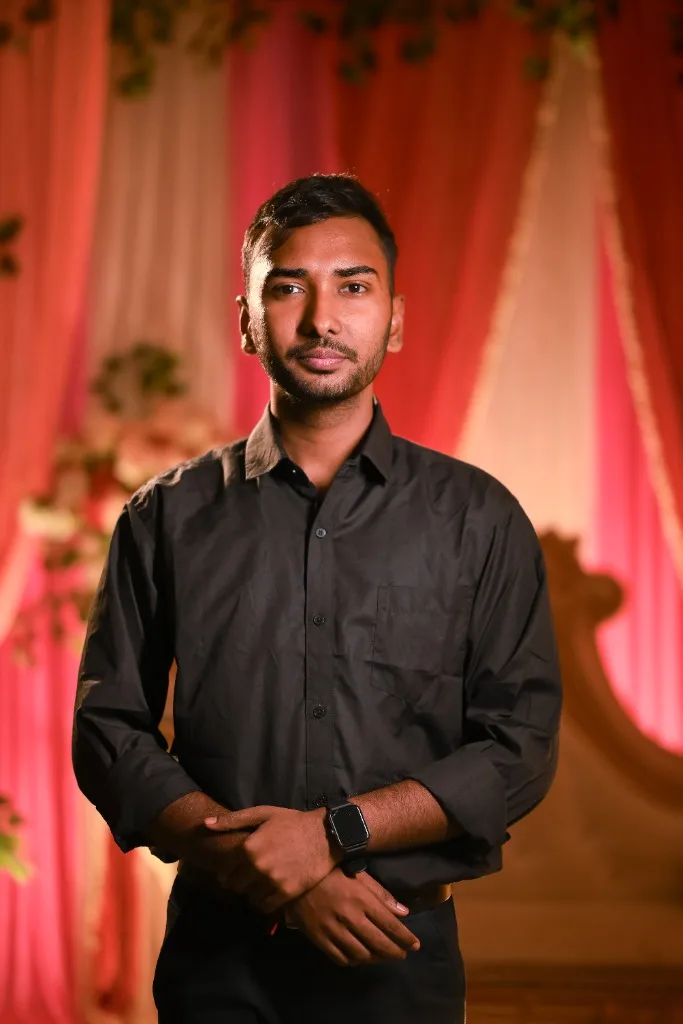 Soumyadip - Candid Photographer at Sritikuthi The Wedding Tales